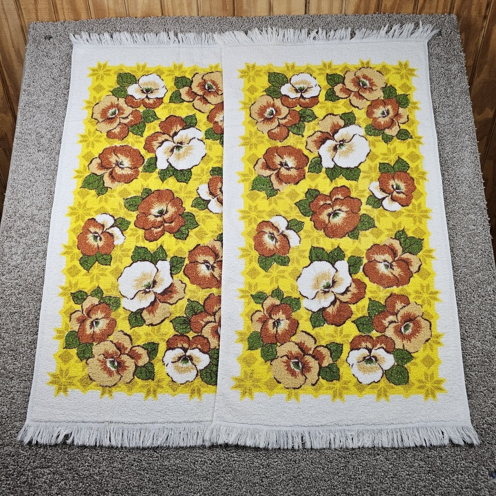 (2) Vintage MCM 70's Cannon Floral Bath Towel Yellow Brown Flowers Retro